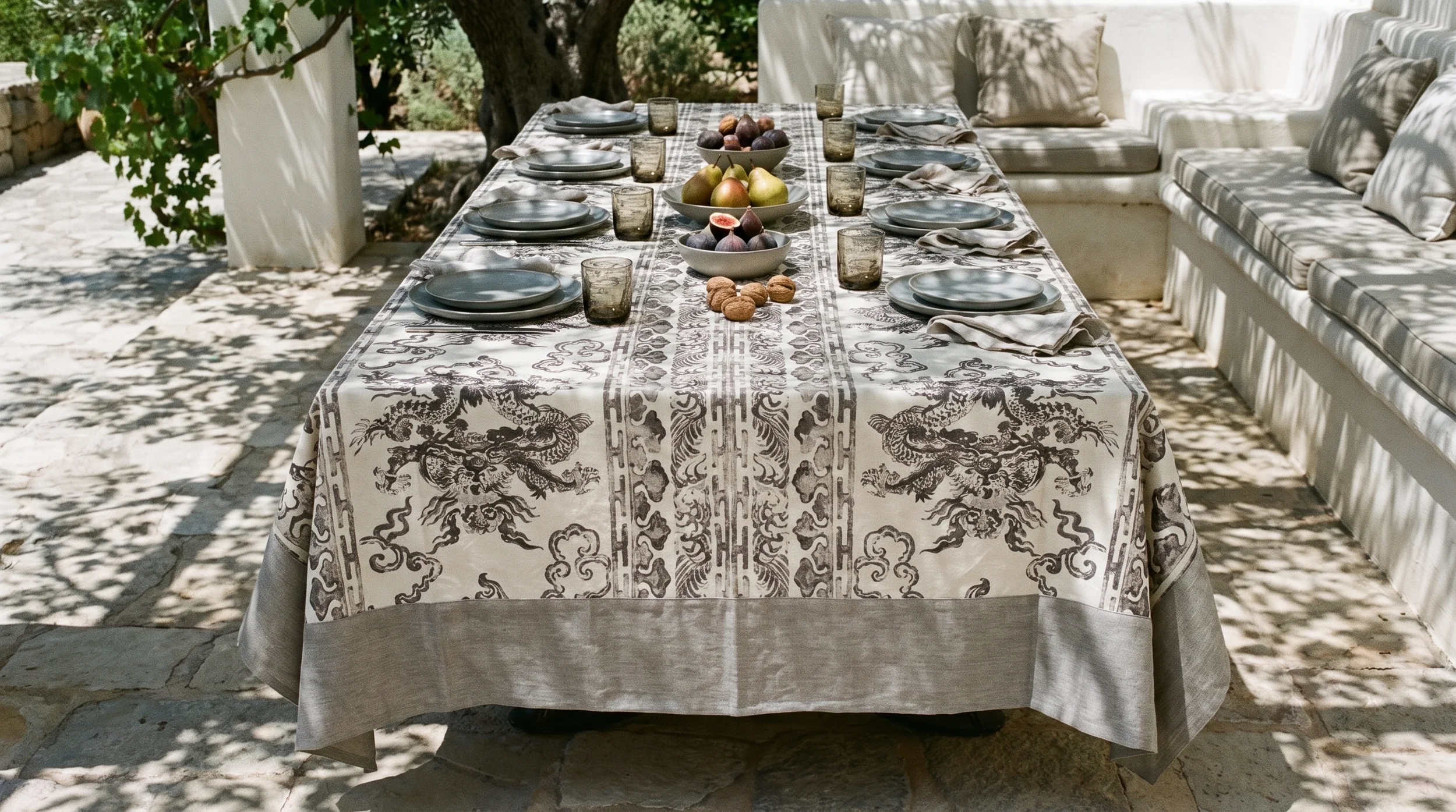 Shangai Greige — table setting 1