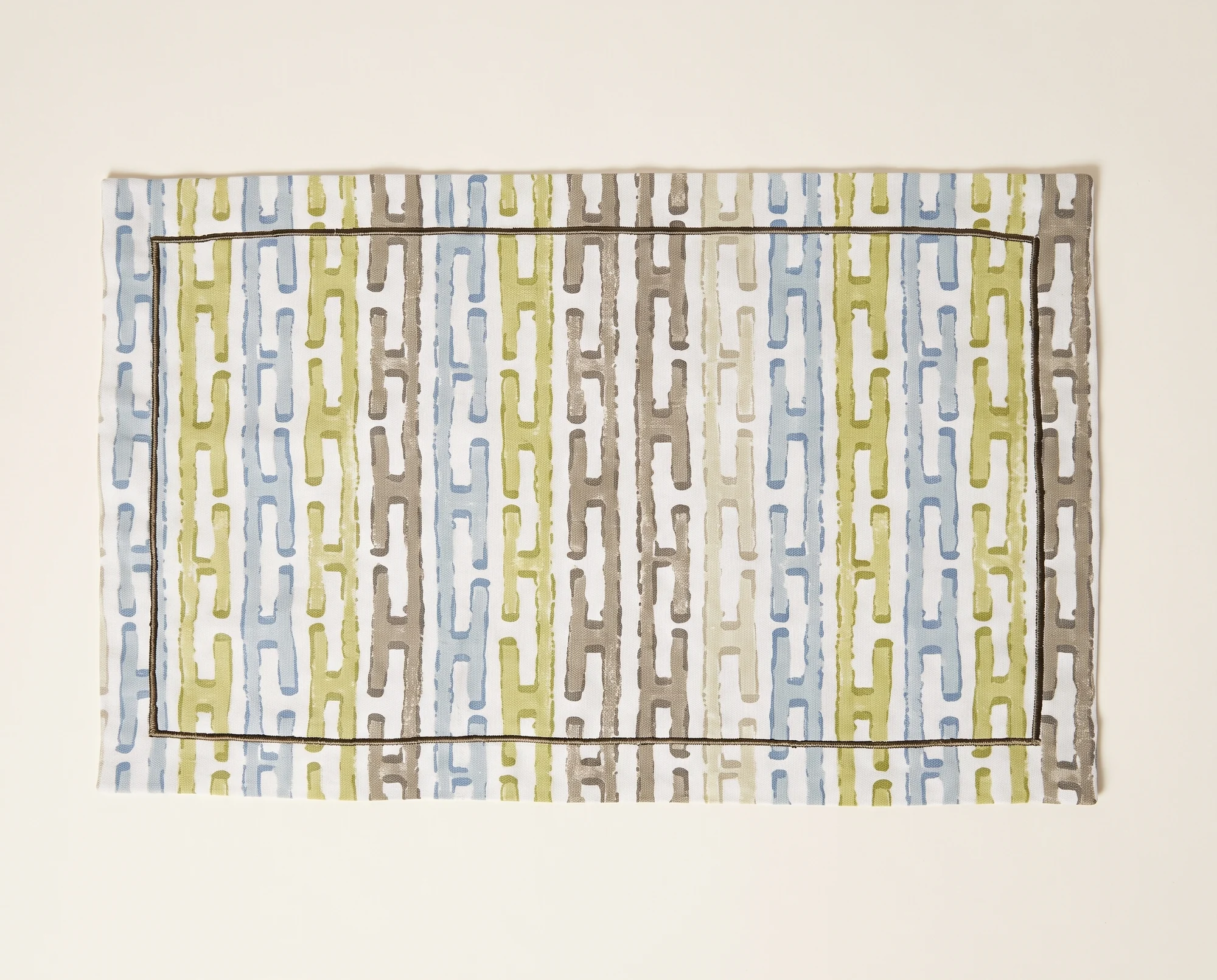 Chaînes Pastel — mockup