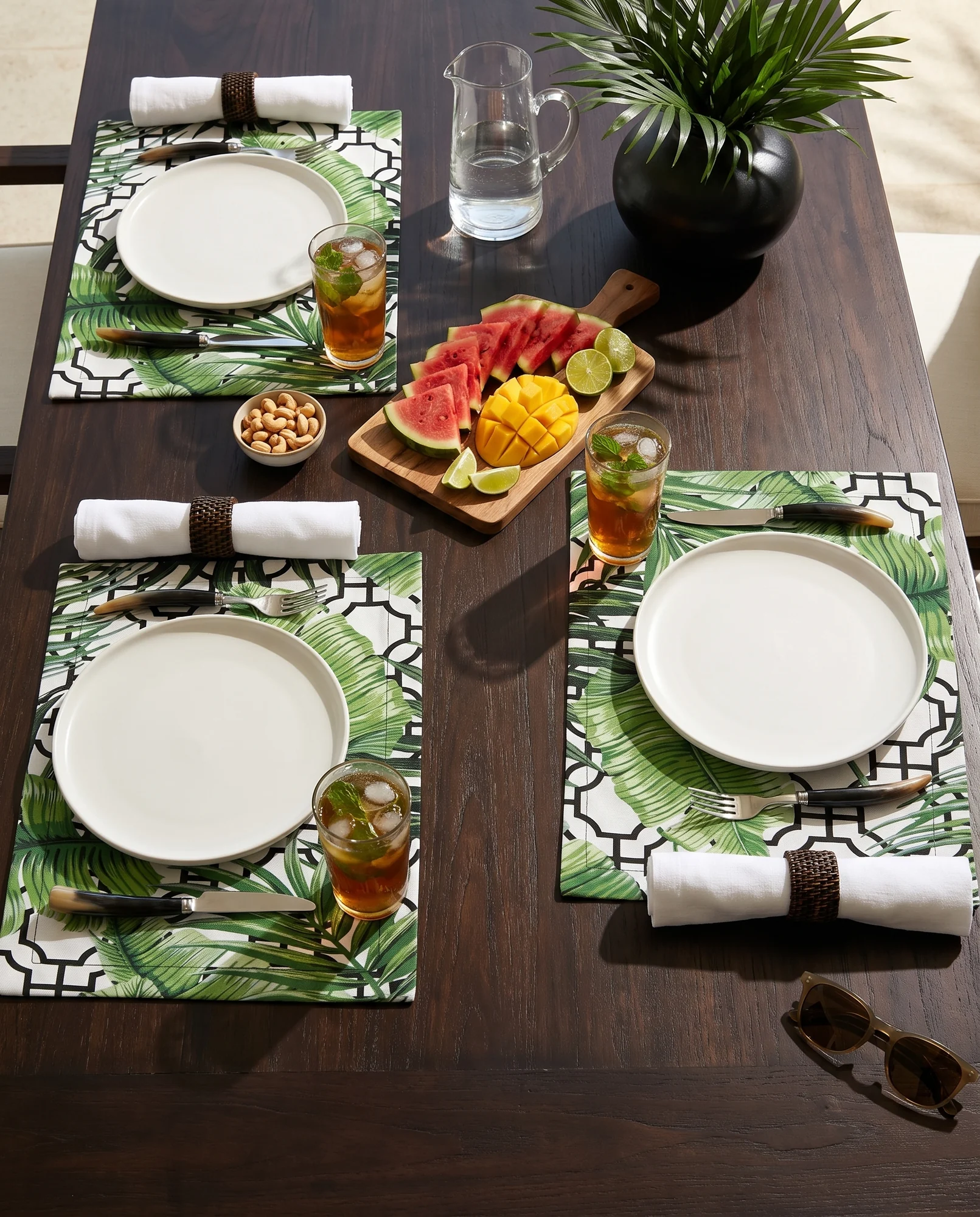 Jardin Tropical — styled view 2