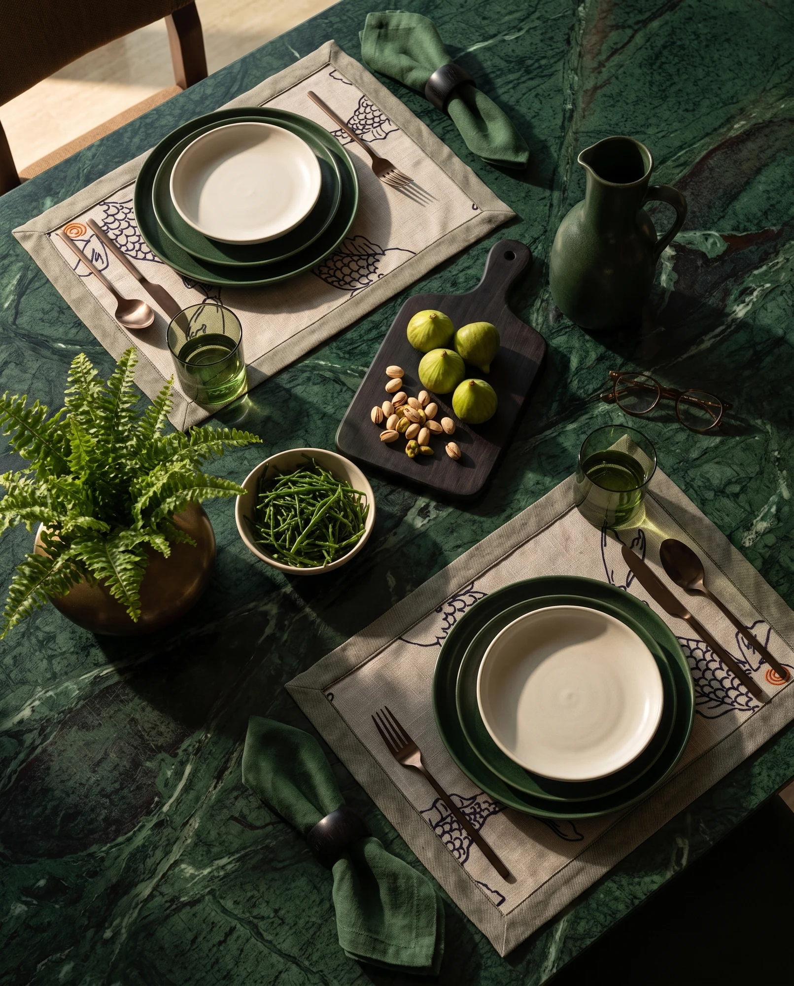 Koï Écru — styled view 2
