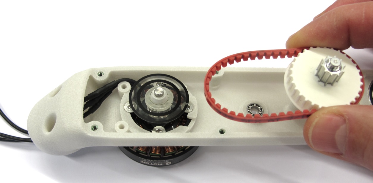 Timing Rope Motorized Pull on the rotor in the axial direction - there should be no or only ...