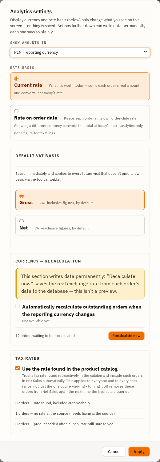 Analytics settings dialog — display currency, rate basis, Default VAT basis, Currency recalculation, and Tax rates sections