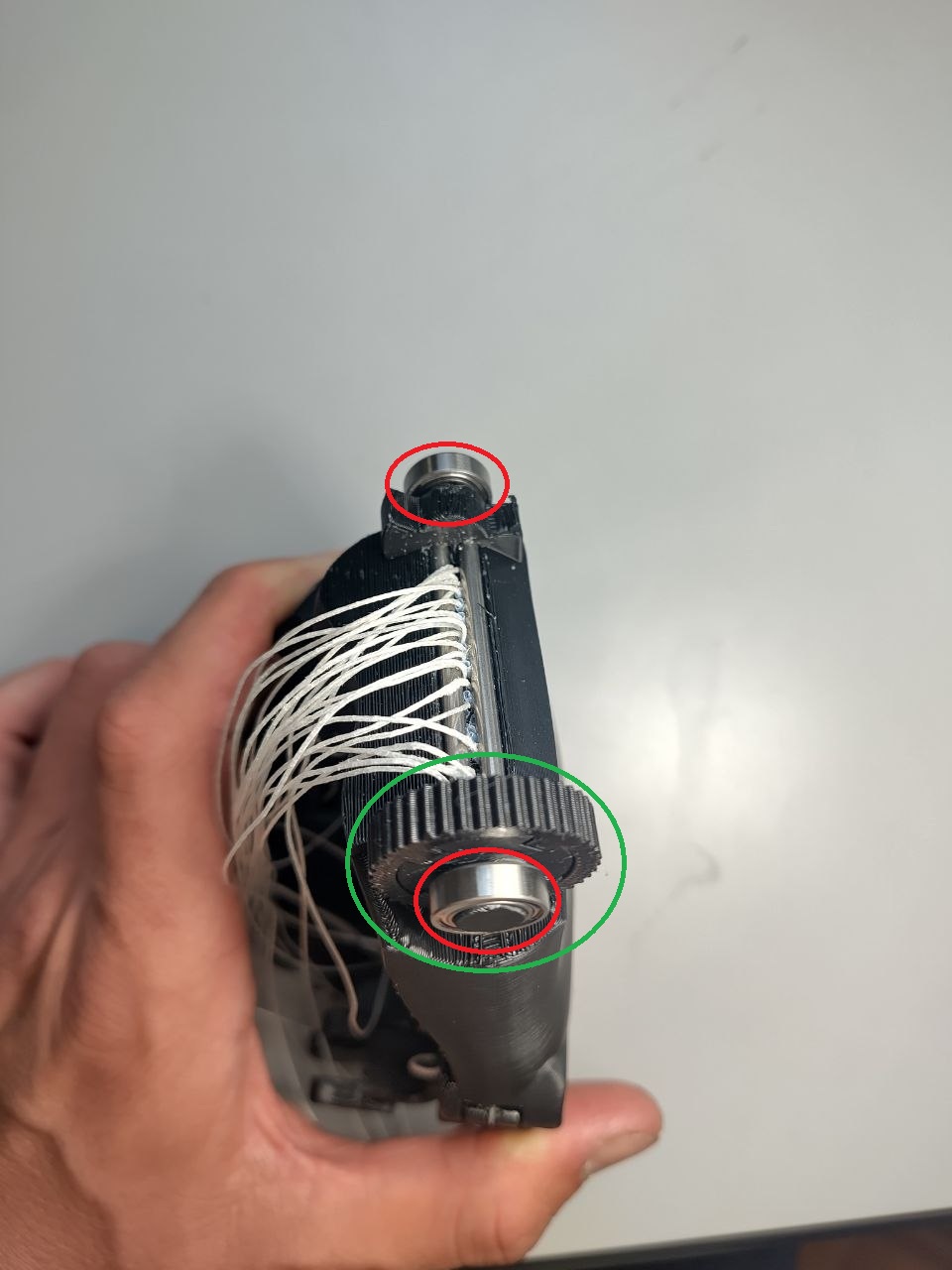 Carpals gear highlighted in green and the two 8x13x4 bearings highlighted in red