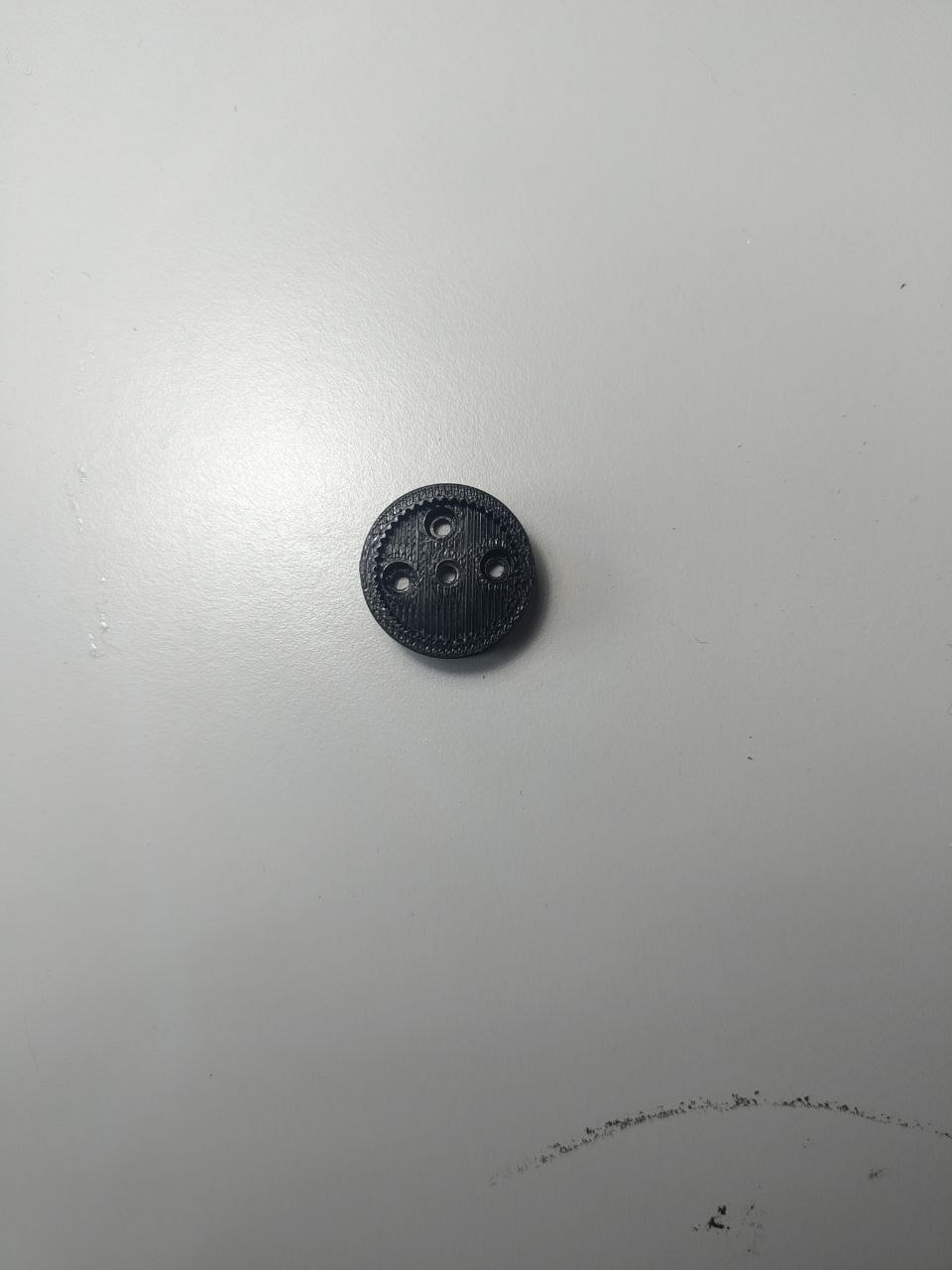 V1000 spool, with five screw holes