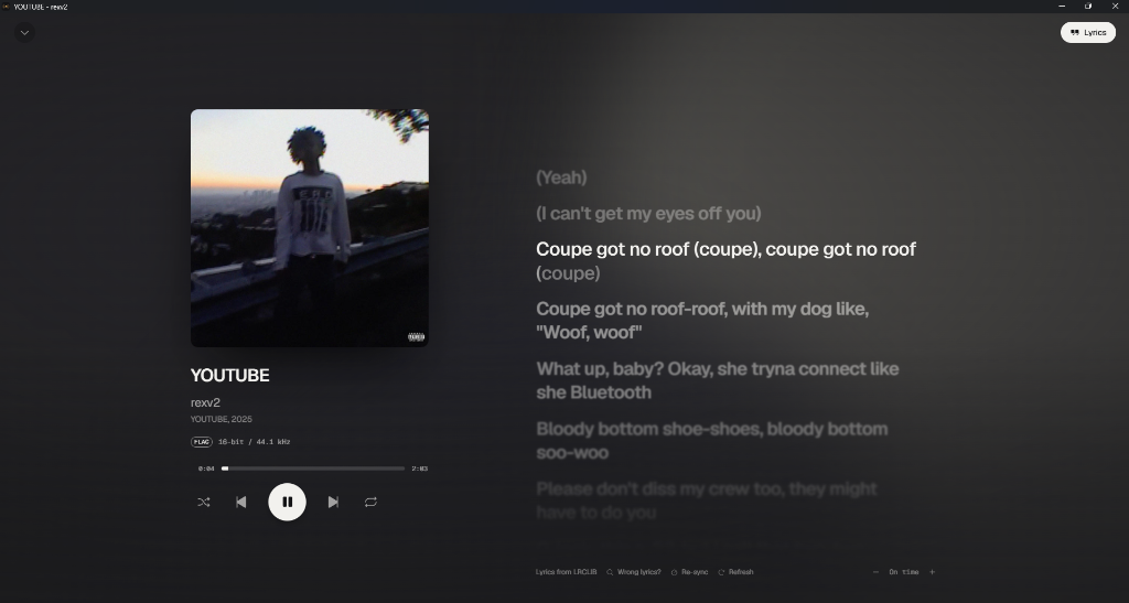 Synced lyrics next to the cover in Now Playing