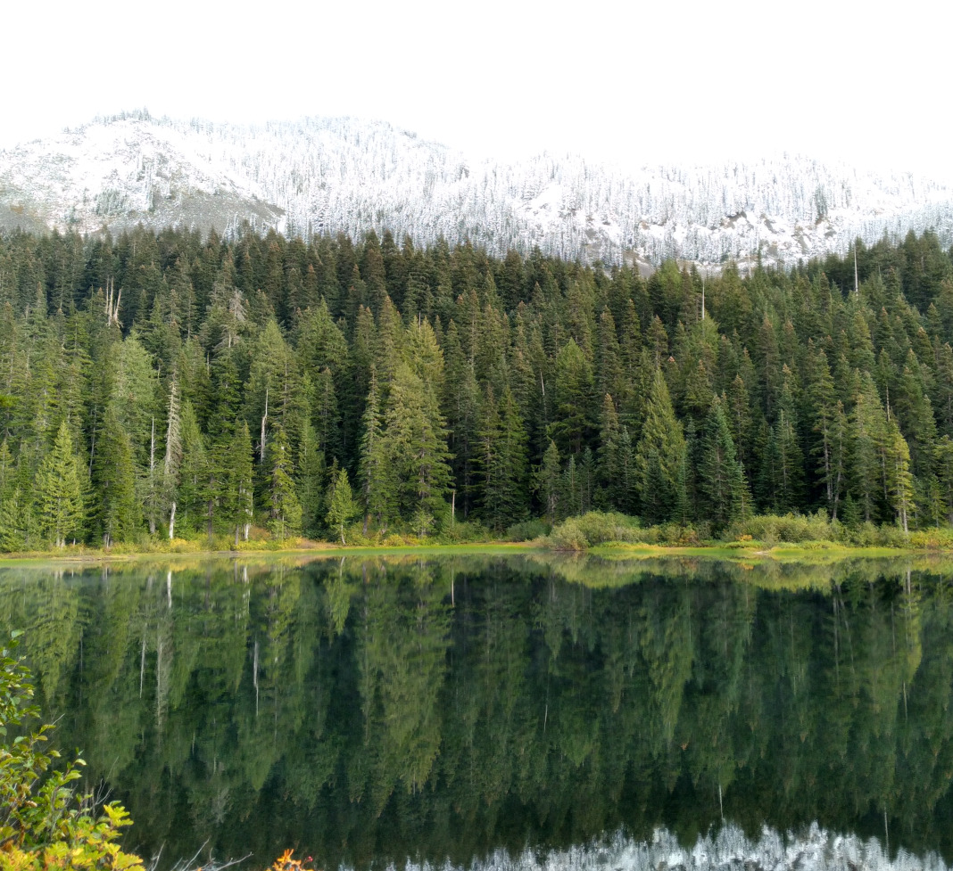 Lake Olallie in October 2022