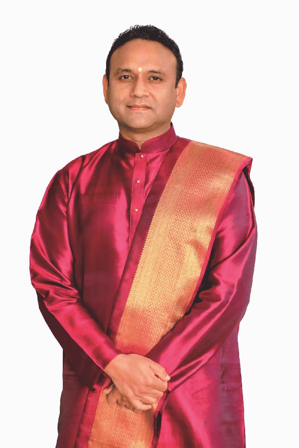 Sadguru Sri Madhusudan Sai, Chancellor of Sri Sathya Sai University for Human Excellence and Founder of the One World One Family Mission