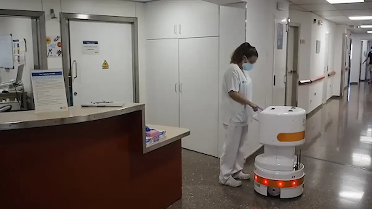 TIAGo Base Delivery and Conveyor in the Hospitals