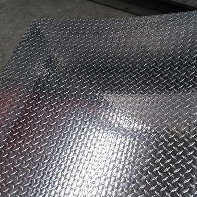 aluminium checker plate angle 