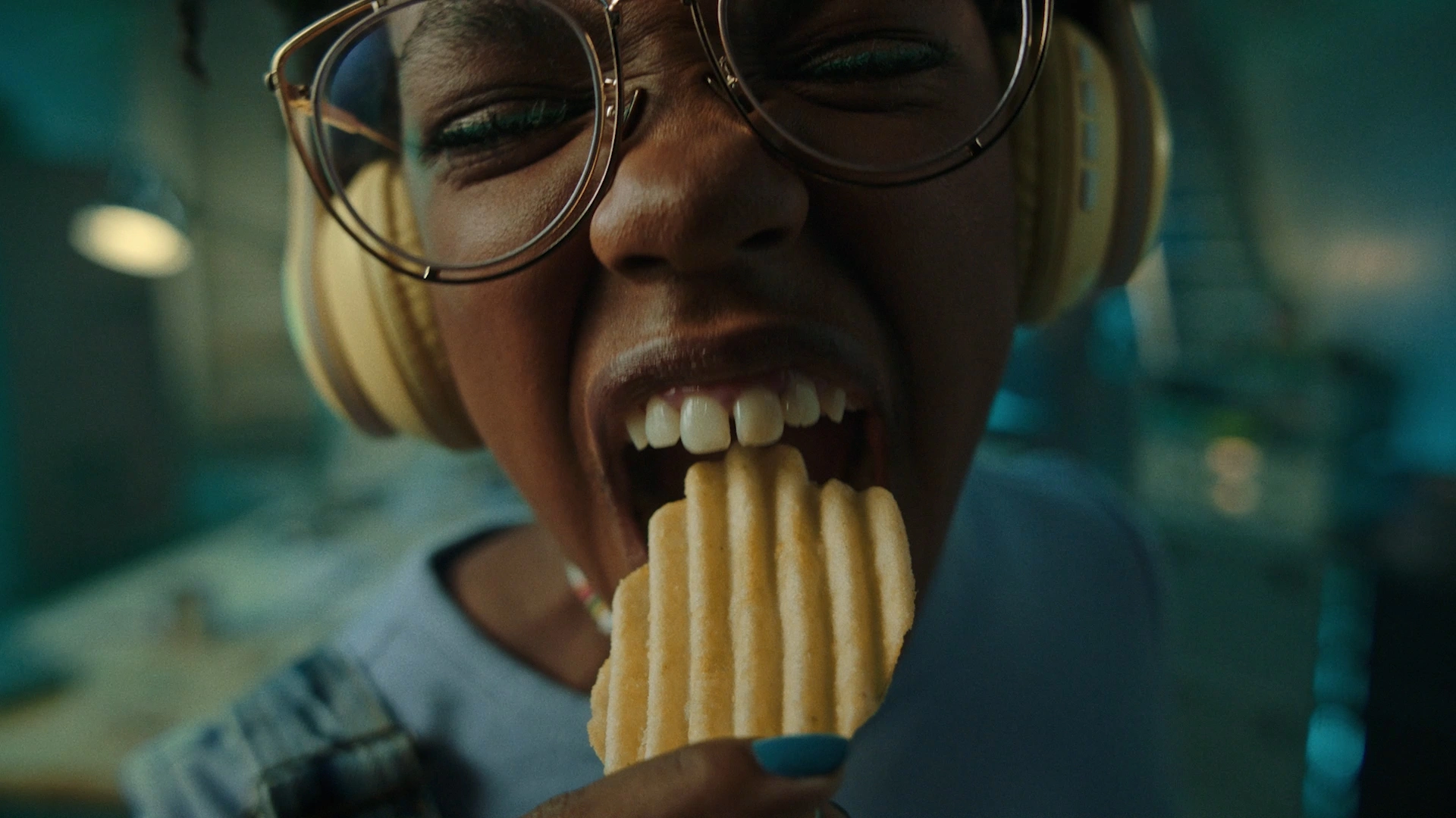 RUFFLES — TEMPERO SONORO — frame 1