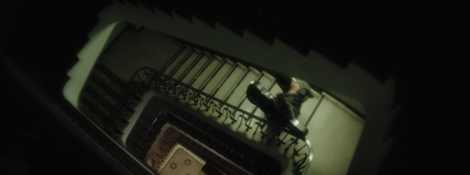 UBER — E SE... — frame 2