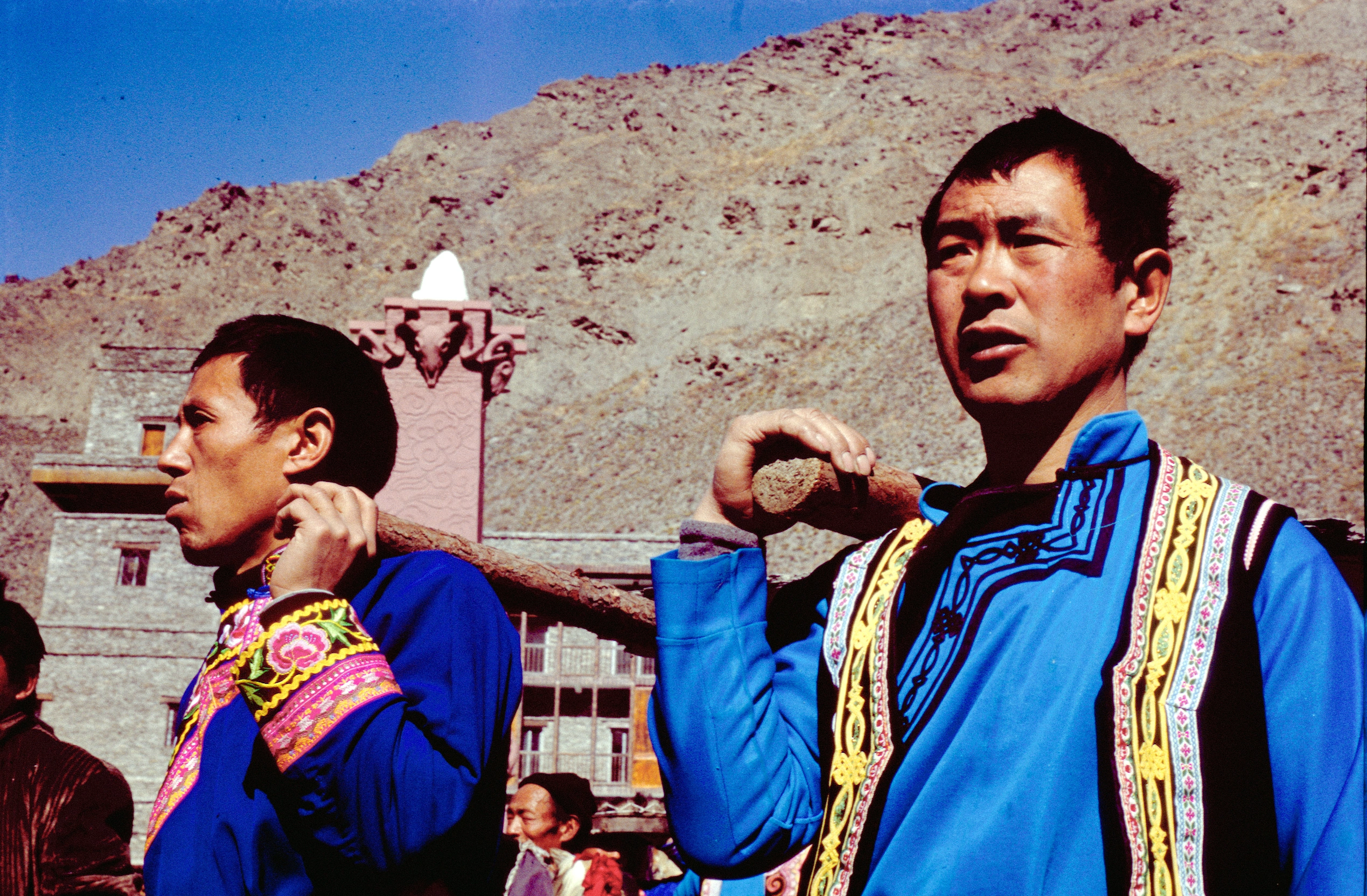 Gallery still 7 from SHAOLIN: KUNG FU'S ORIGINS, cinematography by Padu Palmerio.