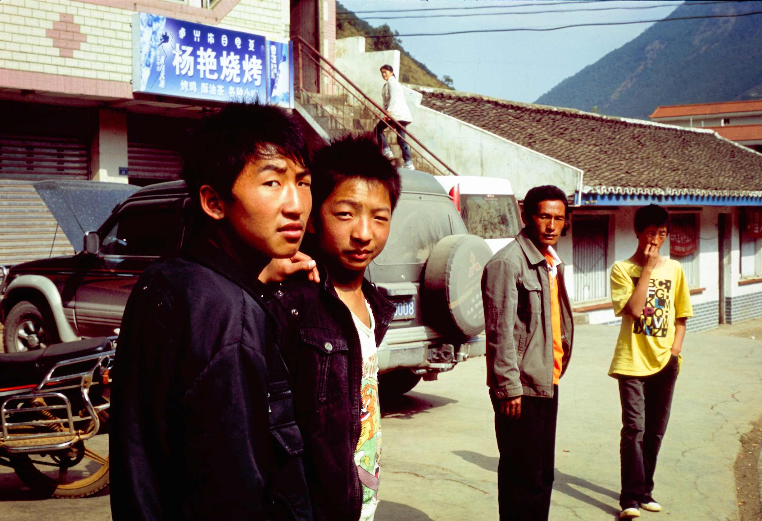 Gallery still 8 from SHAOLIN: KUNG FU'S ORIGINS, cinematography by Padu Palmerio.