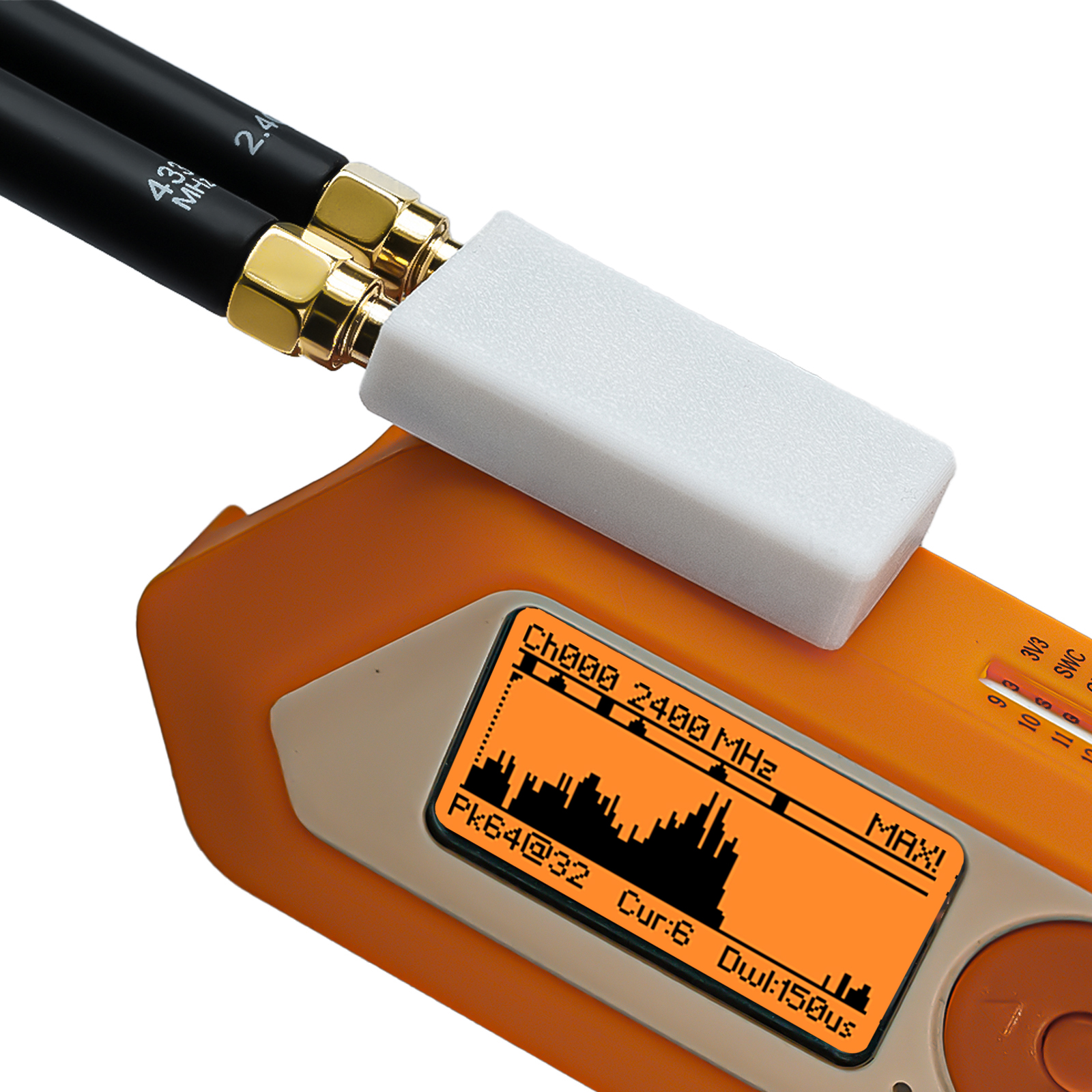 PINGEQUA 2-in-1 nRF24 + CC1101 board with dual antennas on Flipper Zero, Channel Scanner running
