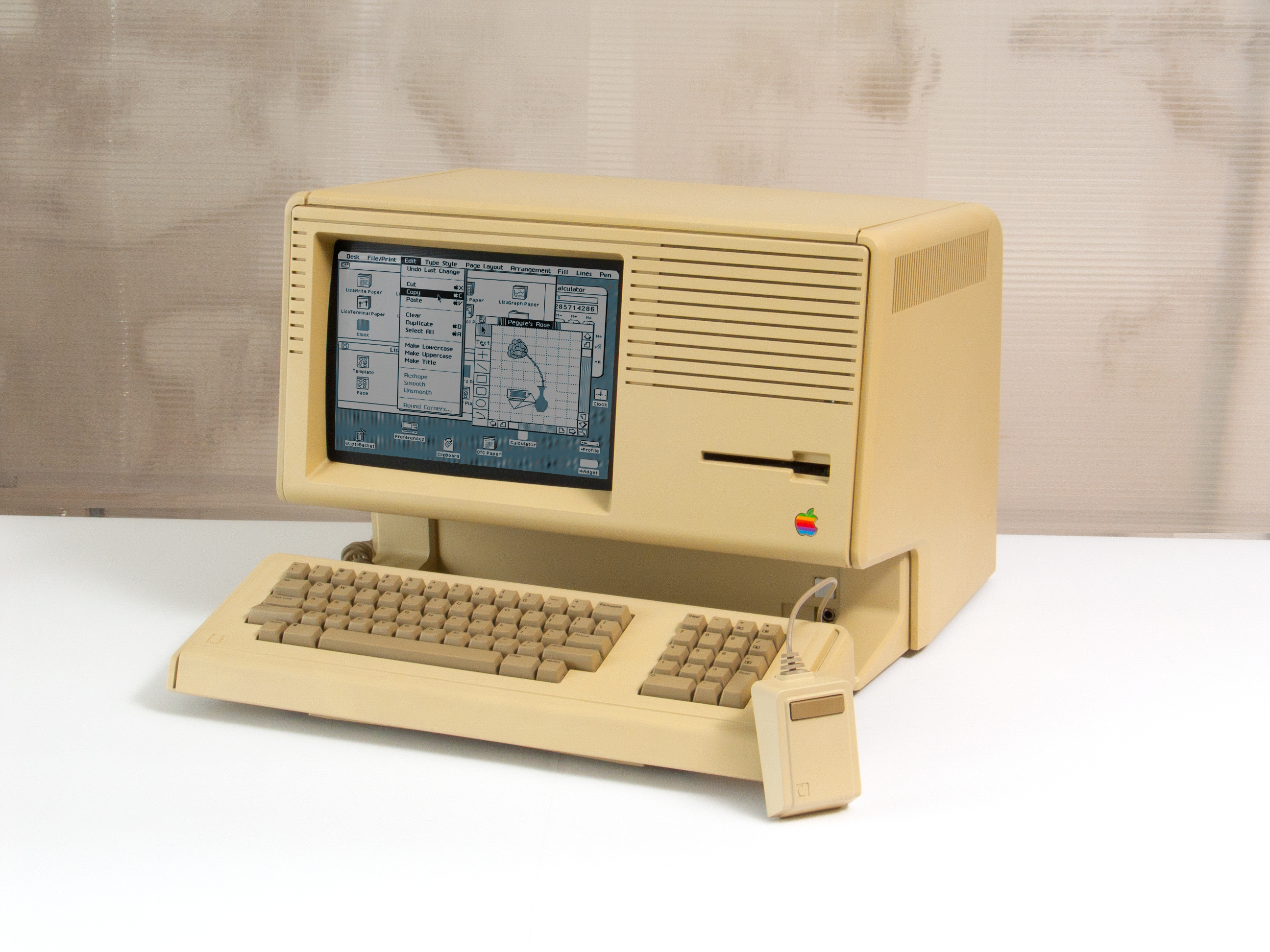 Apple LISA II Macintosh-XL, one of the first commercially available graphical user interface computers.