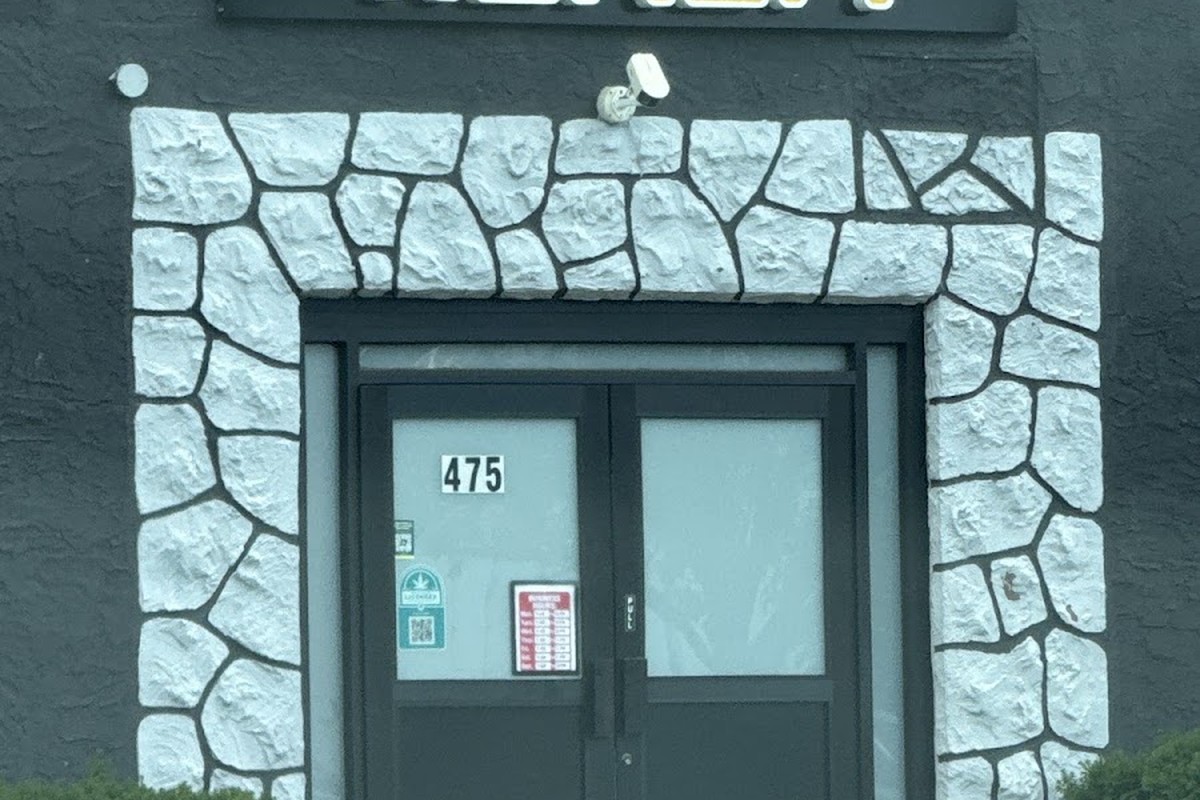 Cannabis Realm White Plains storefront