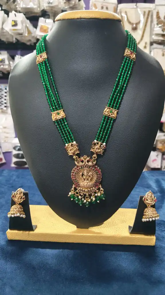 Green pearl harum