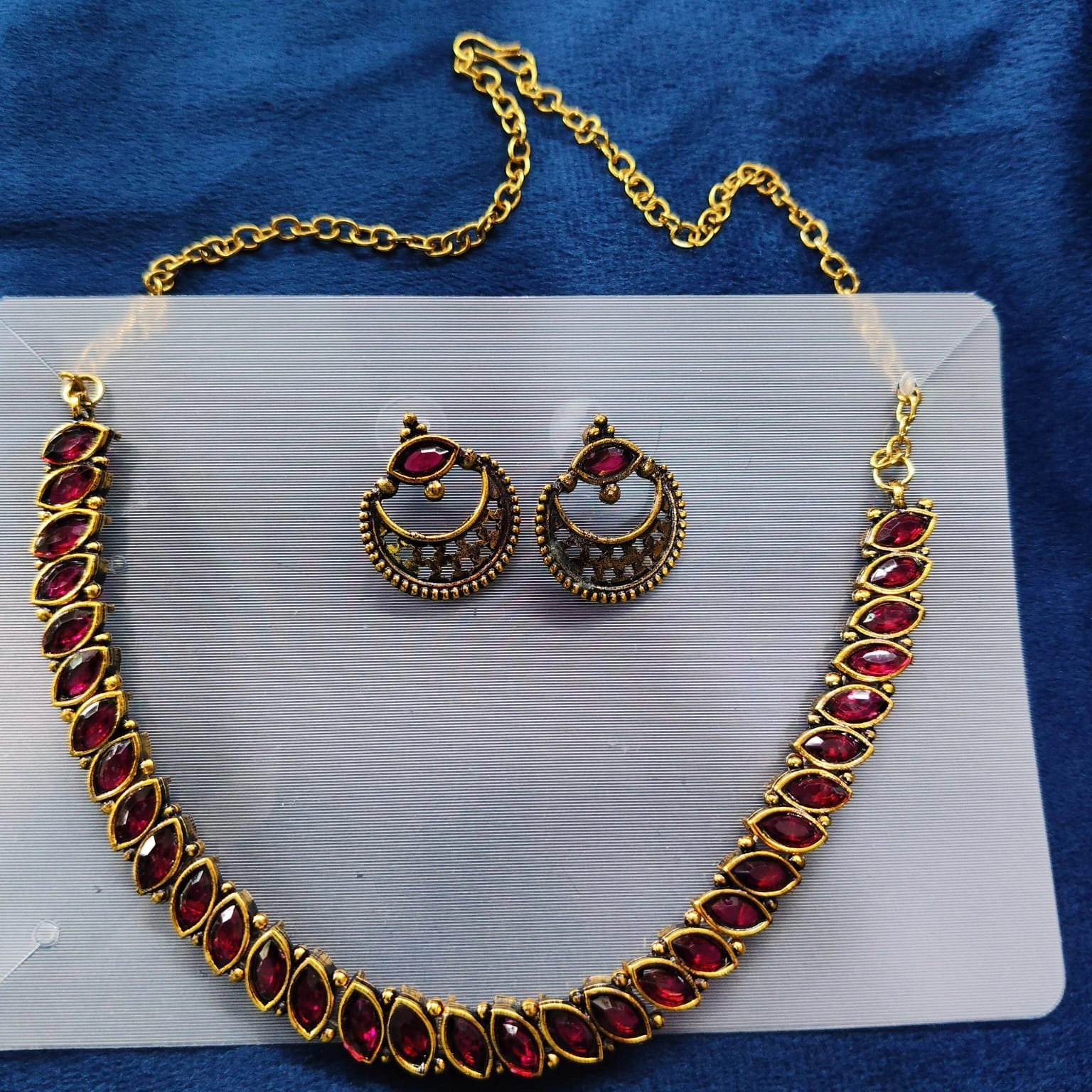 Red stone NeckSet