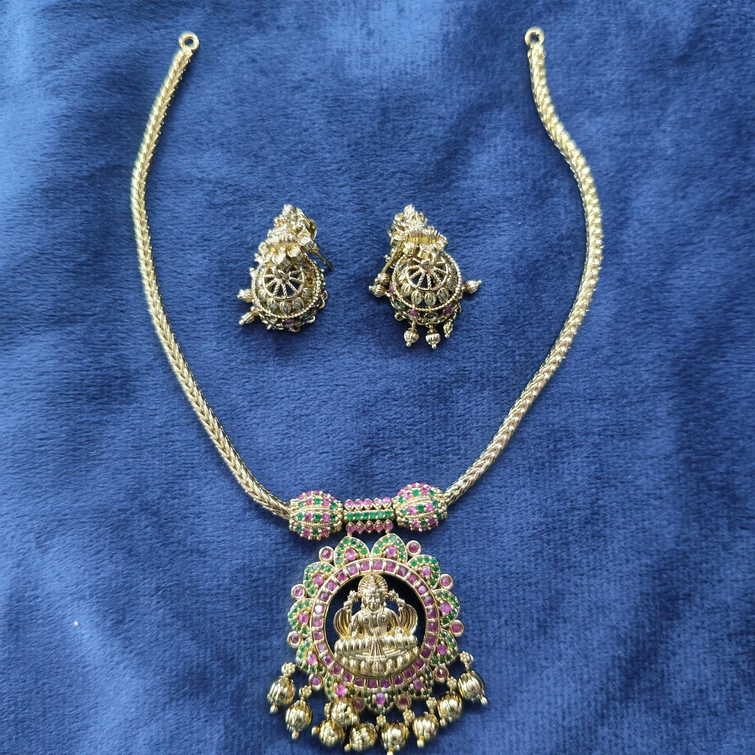 mulity color  Lakshmi NeckSet