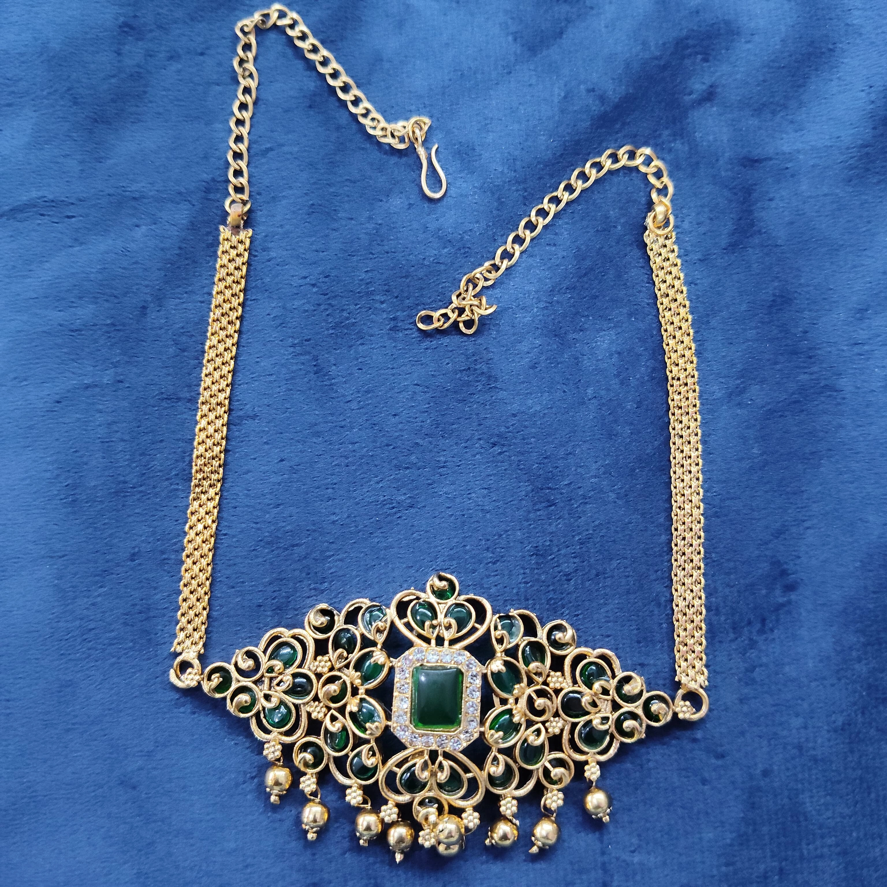 Green Stone NeckSet