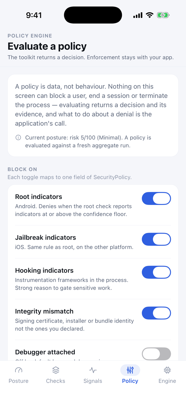Policy toggles for root, jailbreak, hooking, integrity and debugger, evaluated against the current report