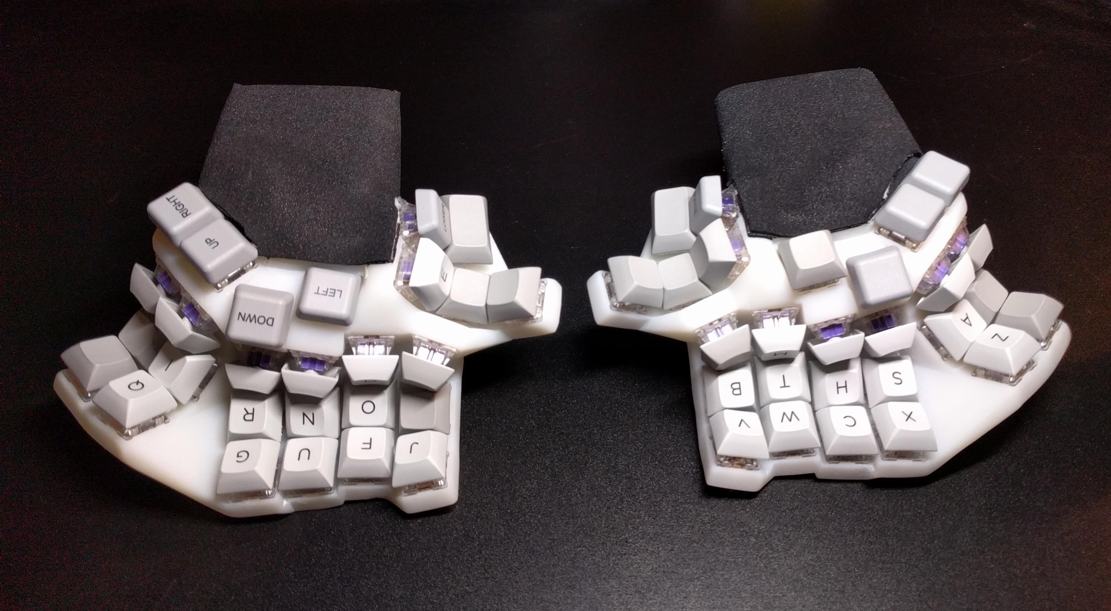 Builds with a near 90-degree bottom row (R4)? : r/ErgoMechKeyboards