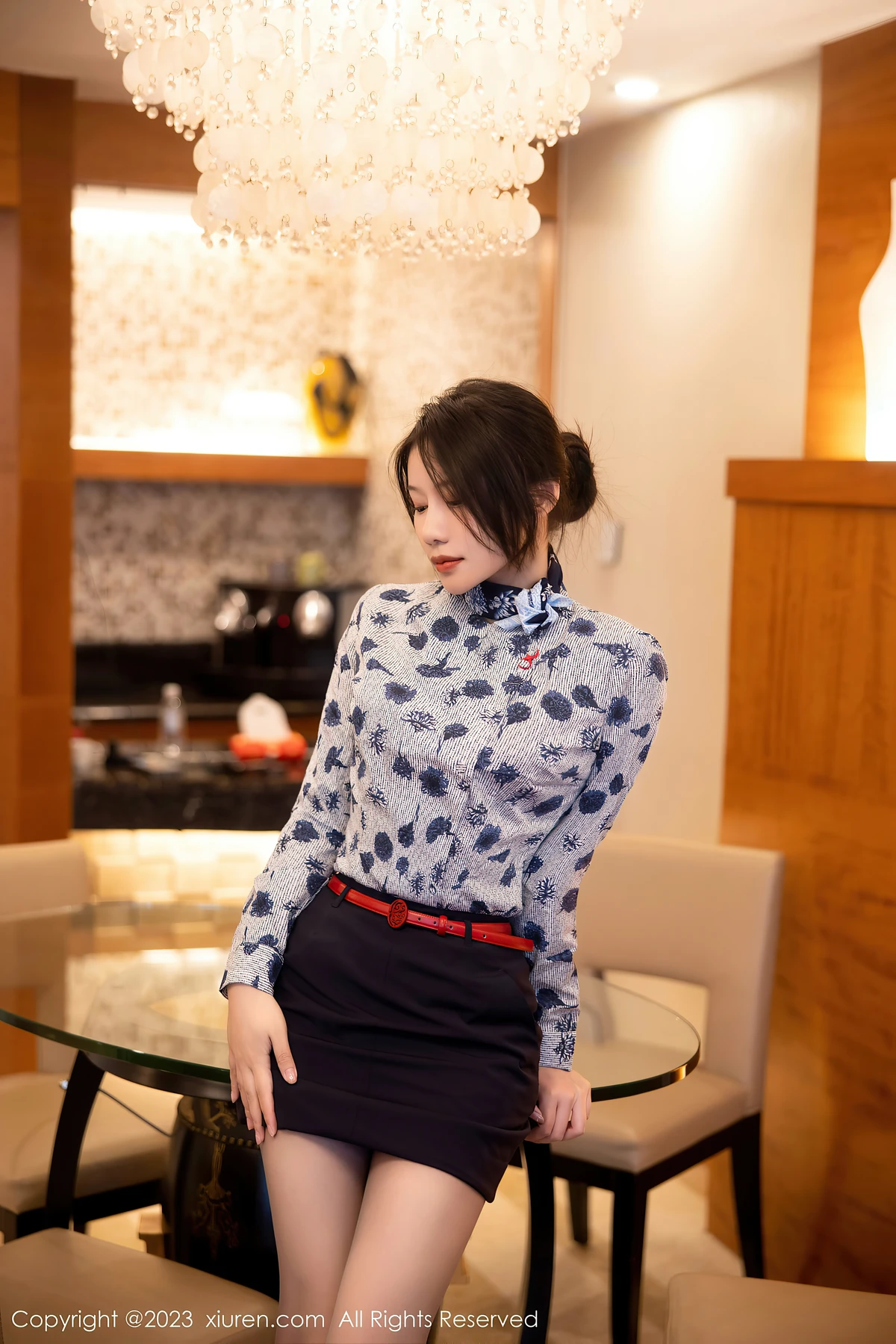 No.6338新人王楚璇:空姐制服秒切蕾丝灰丝,56P写真藏着鲜活小性感 - 5