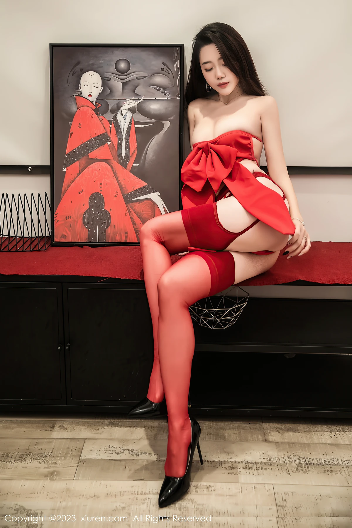 XiuRen No.6238严利娅Yuliya：红丝裹腿+媚态藏不住，71P全是心动瞬间！ - 2