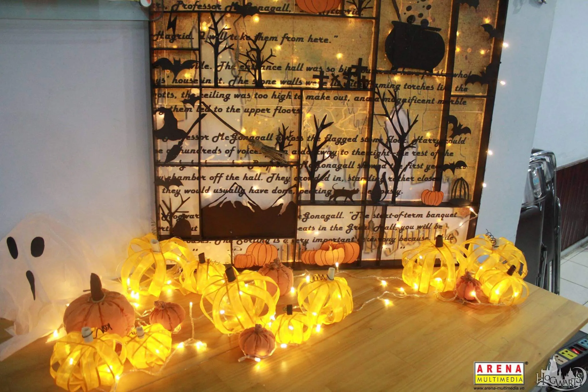 Workshop DIY làm shadow box, kỷ niệm 20 năm Harry Potter. 😚