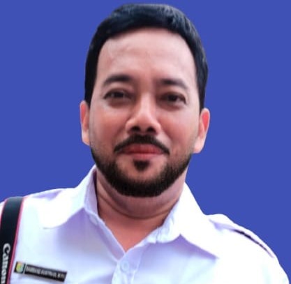 Bambang Kustriadi, Staff Perpustakaan I