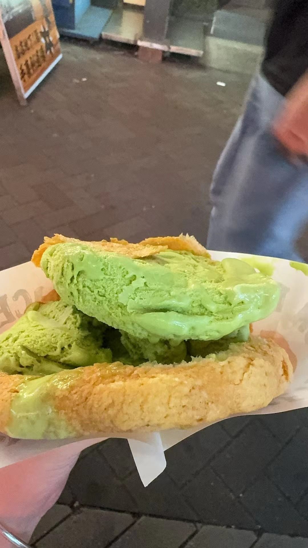 丑丑的但是馅很多很好吃