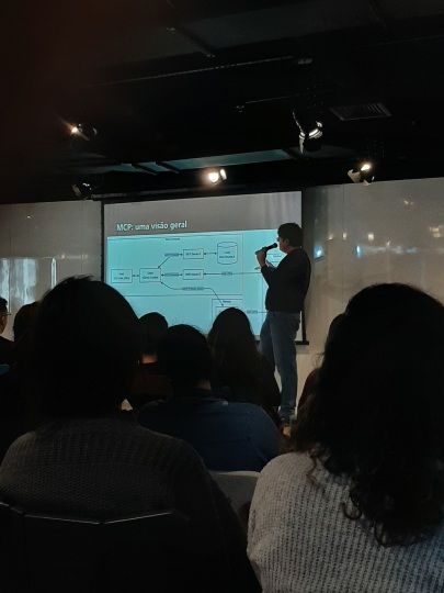 Renato palestrando 5