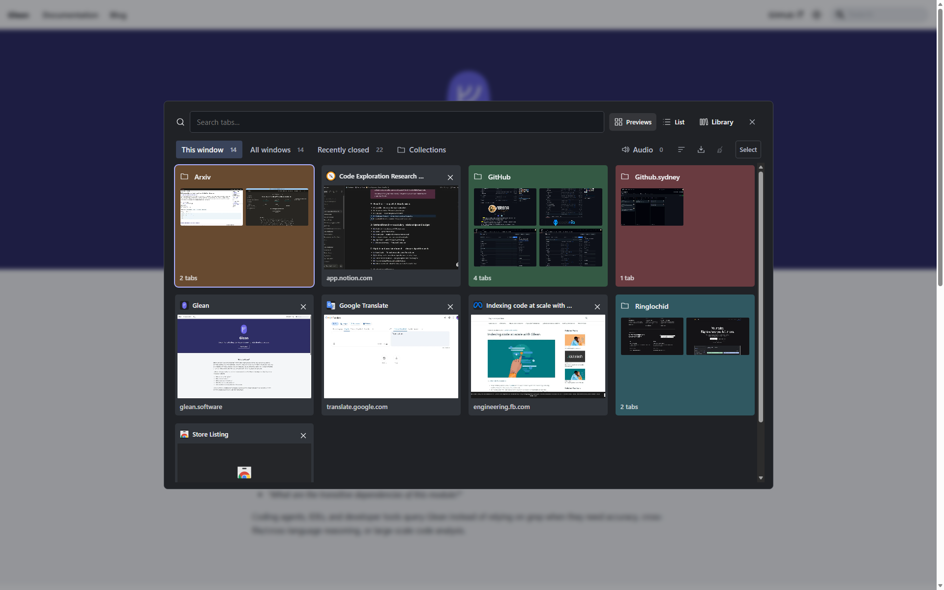 LeoTabs visual switcher showing grouped tab previews over the current web page