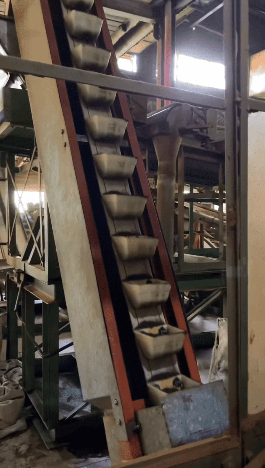 Tea drying and dust separation process