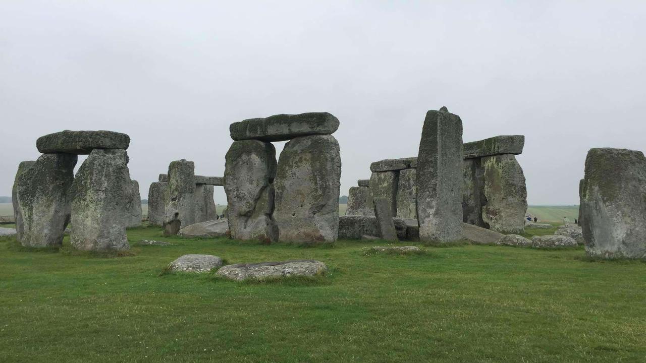 Stonehenge starting image