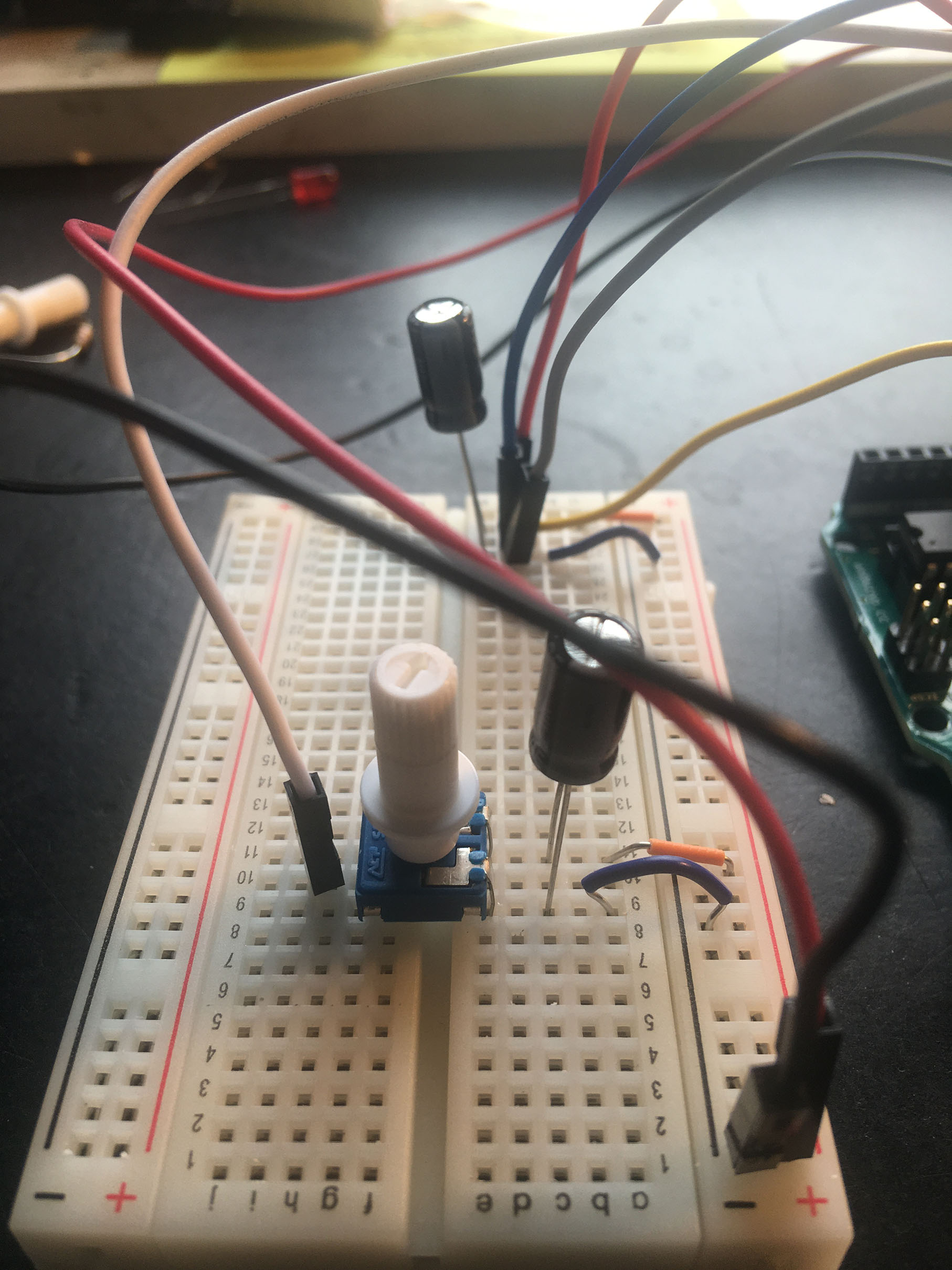 Potentiometer connected to breadboard