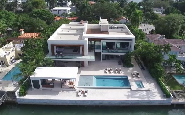 Real place that inspired Residential building in Rialto Islands