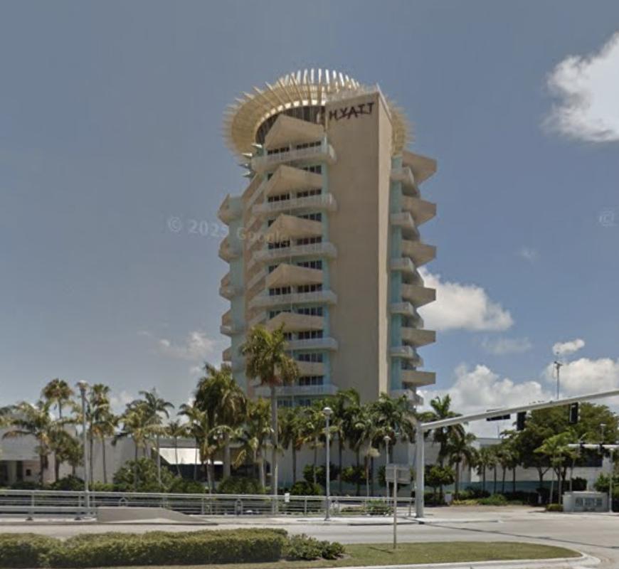 Real place that inspired Hotel in Waning Sands