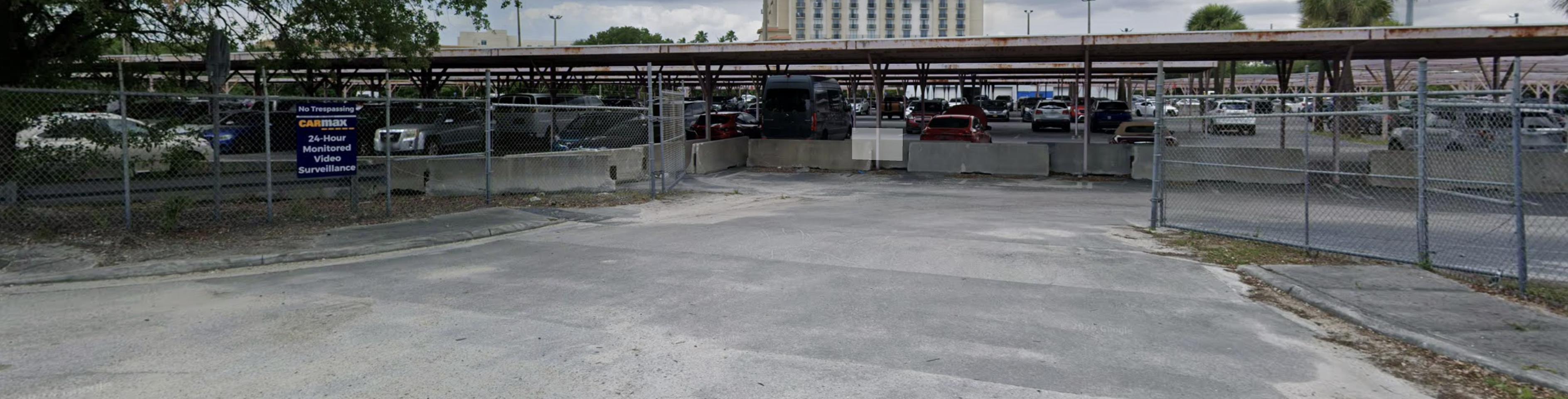 Lugar real que inspirou Covered Parking Lot