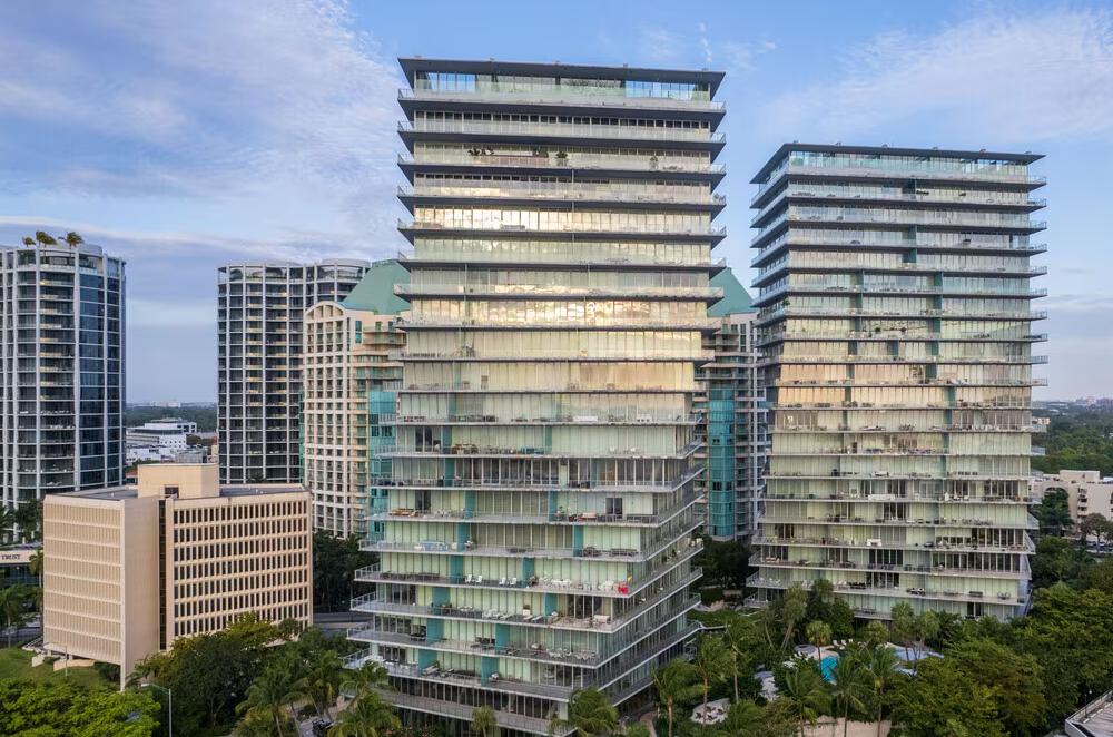 Real place that inspired Residential building in Peacock Bay