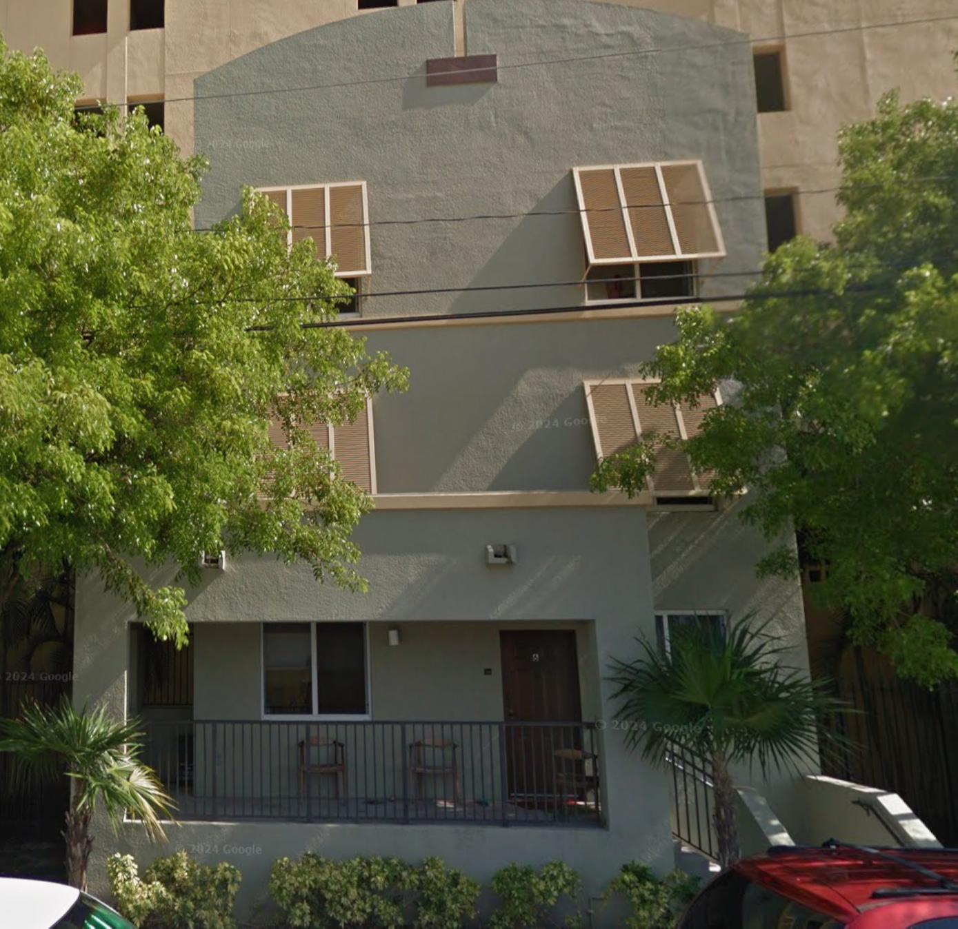 Lugar real que inspiró Edificio residencial en Salton