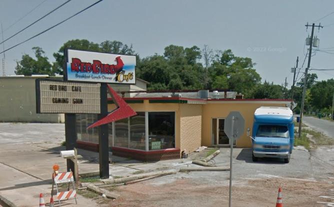 Real place that inspired Restaurant in Port Gellhorn