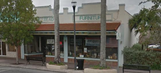 Real place that inspired Shop in Hamlet