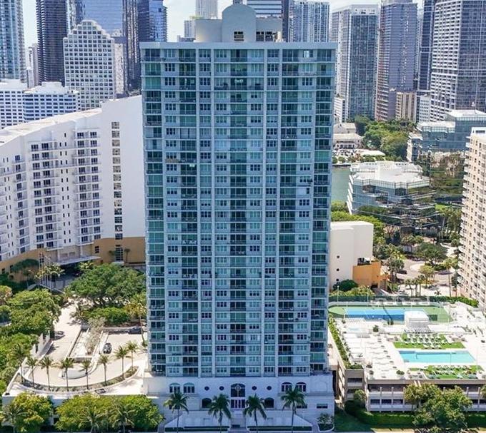 Real place that inspired Residential building in Tequesta Retreat