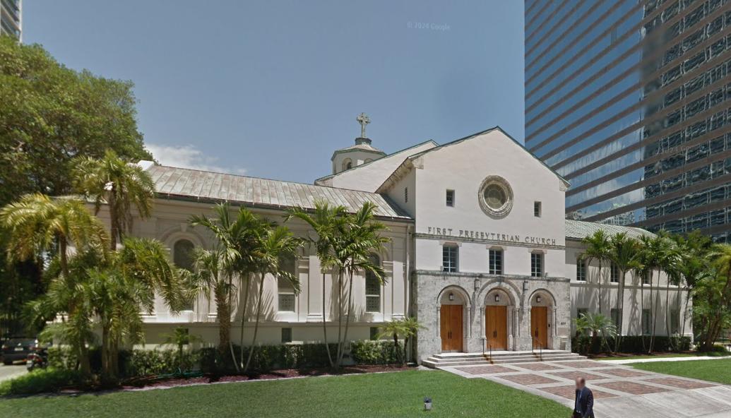 Lugar real que inspirou Prédio público em Tequesta