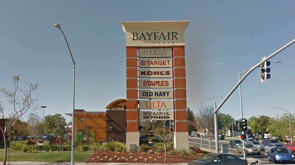 Real place that inspired Evergreen Mall Sign