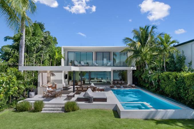 Real place that inspired Residential building in Rialto Islands