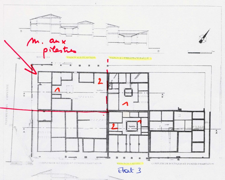 This is a plan of the House of the Pilasters. The top of the image shows a section running through the house and atriums. The bottom plan depicts where the house stood amongst a cluster of excavated building bases.