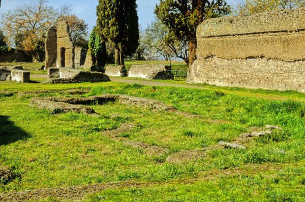 Photograph of the Garden in the East sector of the Great Hall at Hadrian's Villa