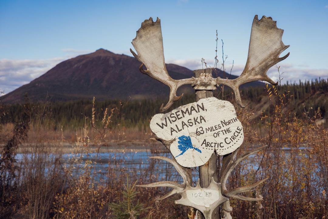 Location Sign in Wiseman